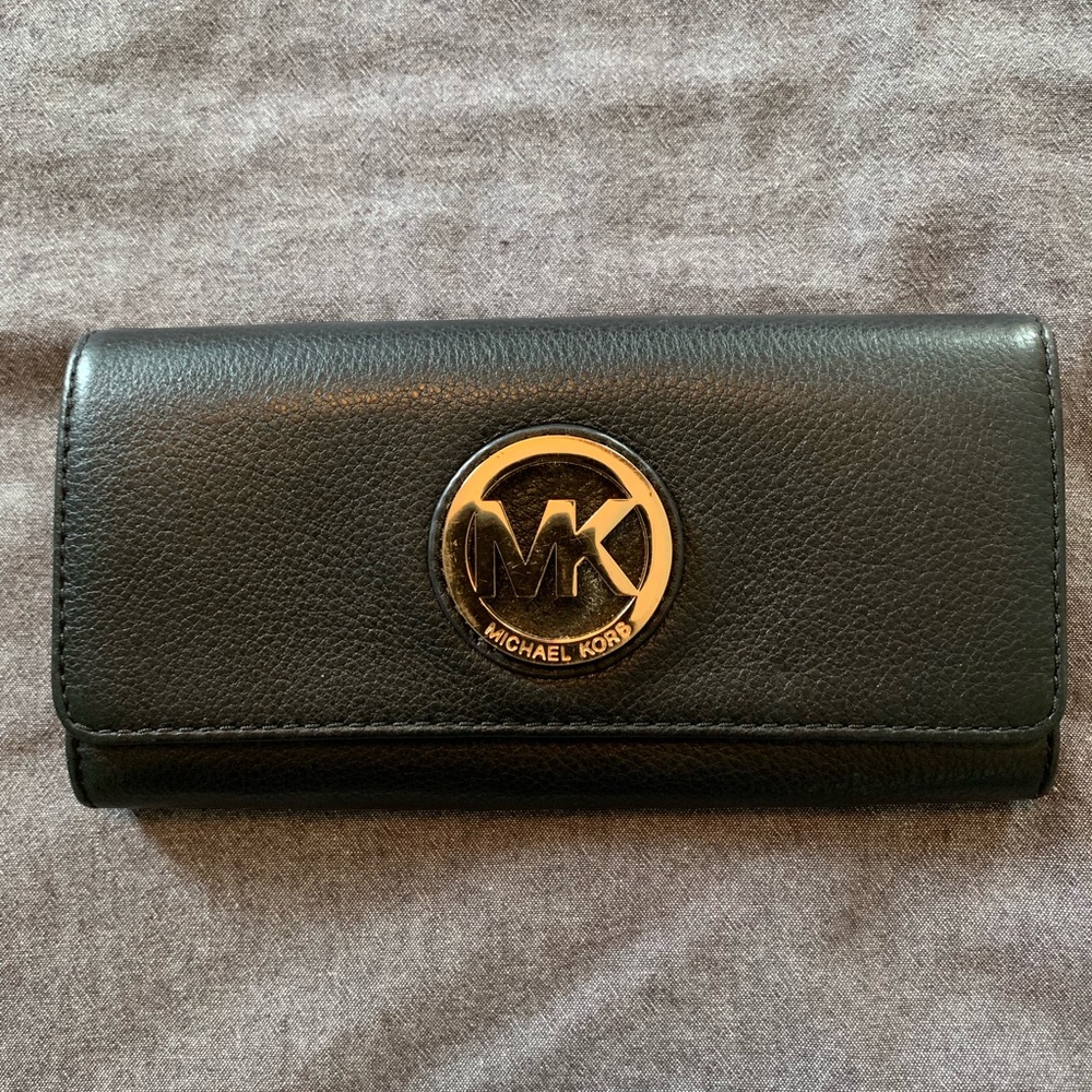 Black Leather Michael Kors Wallet